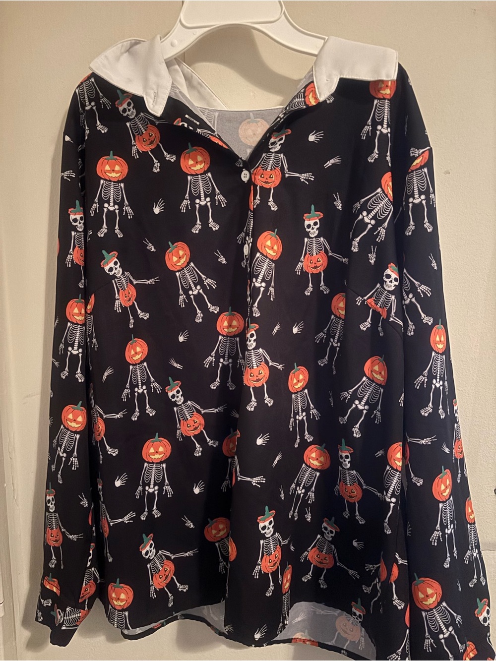 SHEIN Black Halloween Skeleton & Pumpkin Print Button-Up Blouse